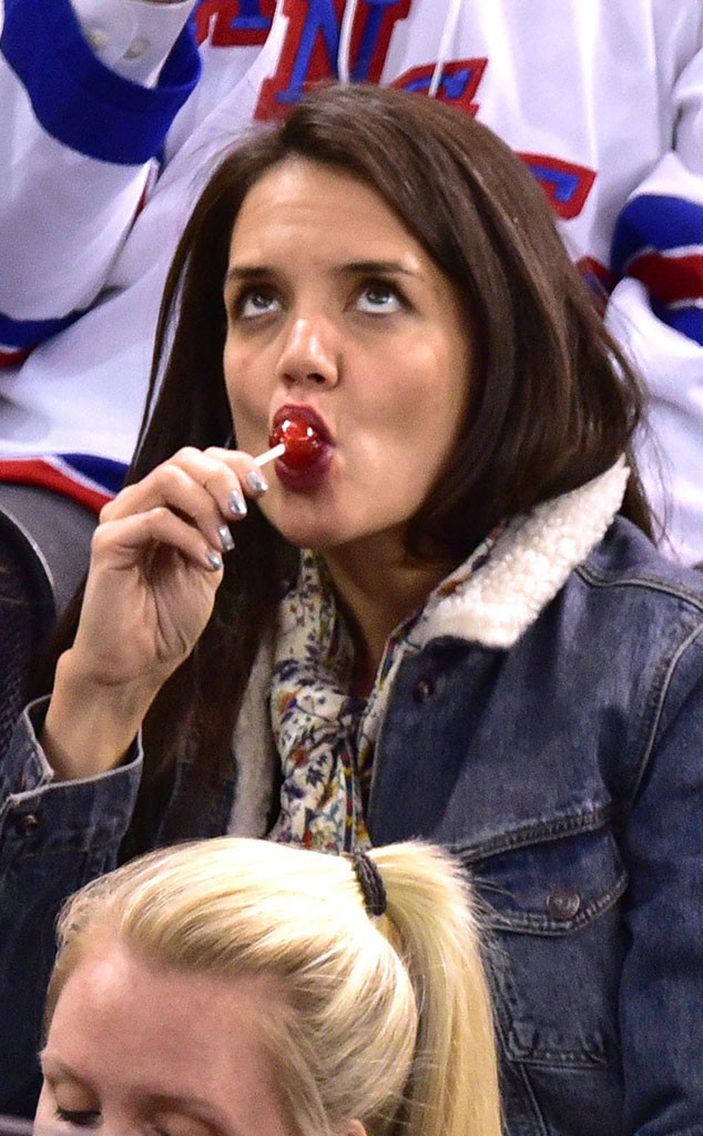 LOL! Katie Holmes' Funny Faces Steal the Show at Hockey Game | E! News